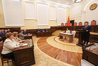 С деятельностью Конституционного Суда ознакомились члены Совета Республики