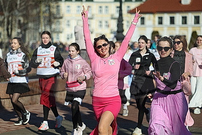Около 400 жительниц Гродно вышли на "Забег красоты"