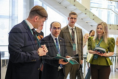 Представителей 16 стран объединил Гомельский экономический форум