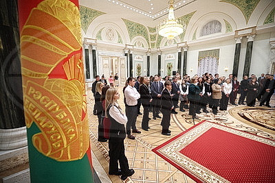 Молодые специалисты посетили Дворец Независимости