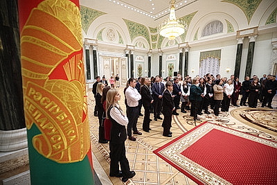 Молодые специалисты посетили Дворец Независимости