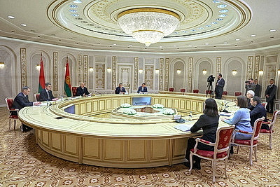 Лукашенко: Беларусь готова создавать совместные предприятия с Мурманской областью