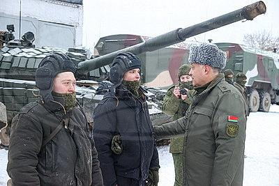 Смотр танкового батальона 120-й отдельной мехбригады прошел в рамках внезапной проверки ВС