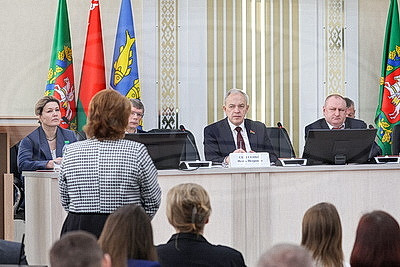 Сергеенко с рабочей поездкой посещает Поставы