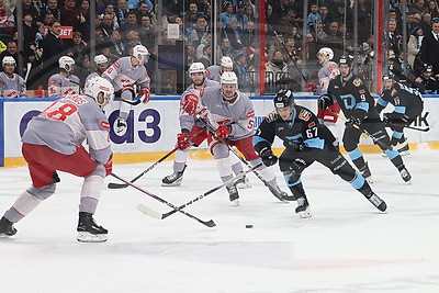 Минские динамовцы на родном льду разгромили "Спартак"