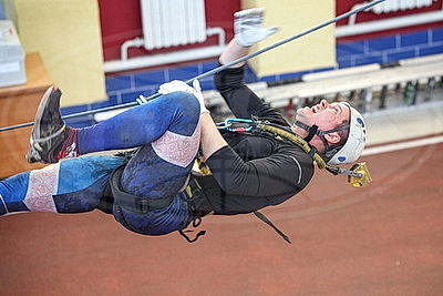 В Минске выбирают лучшего спасателя-высотника