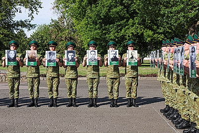 Память пограничников почтили в Бресте акцией "Боевой расчет"