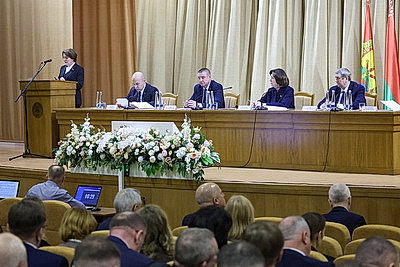 Кочанова: занятость населения - это не только экономическая задача, но и вопрос социальной справедливости