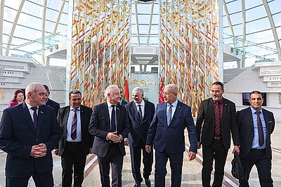 Парламентская делегация Алжира посетила музей истории ВОВ