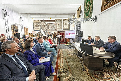 Выплаты при рождении, оздоровление детей. Меры поддержки женщин обсудили в Витебске с участием ФПБ