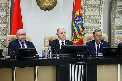 Строительство, зарплаты, инвестпроекты. Кушнаренко об итогах работы Минской области в 2025 году