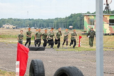 В Бресте проходит масштабный финал военно-патриотической игры "Зарница"