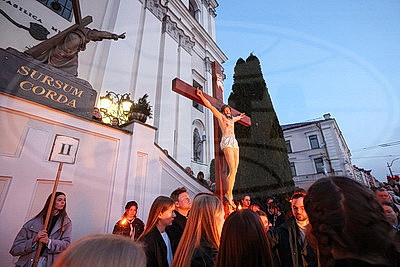 Крестный ход накануне католического Вербного воскресенья прошел в Гродно