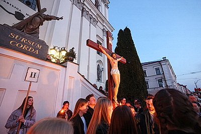 Крестный ход накануне католического Вербного воскресенья прошел в Гродно