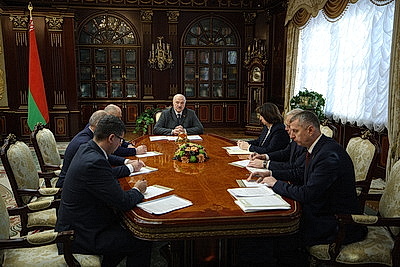 Лукашенко рассмотрел кадровые вопросы