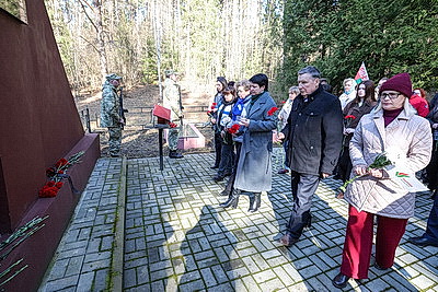 Нельзя предать забвению. В Глубокском районе почтили память погибших жителей сожженных деревень