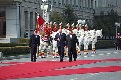 Церемония официальной встречи Лукашенко и Ким Чен Ына прошла в Пхеньяне