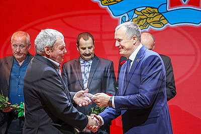 Исаченко встретился с участниками ликвидации последствий аварии на ЧАЭС