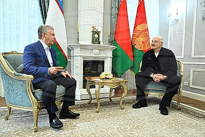 Лукашенко и Мирзиёев проводят встречу