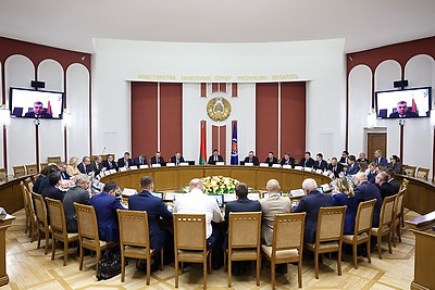 Индия как перспективный лидирующий партнер в торговле: в МИД Беларуси обсудили подготовку к межправкомиссии