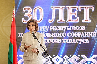Кочанова: парламентарии делают все для того, чтобы законы были эффективными и страна развивалась