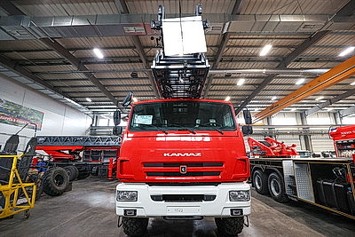 Мобильные госпитали и автолестницы. Что нового презентует крупный белорусский производитель пожарной техники