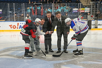 Восемь команд из четырех стран: хоккейный турнир "В основании будущего" стартовал в Минске