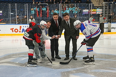 Восемь команд из четырех стран: хоккейный турнир "В основании будущего" стартовал в Минске