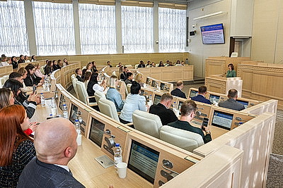 В Совете Республики прошла встреча с участниками образовательного проекта "Модуль"
