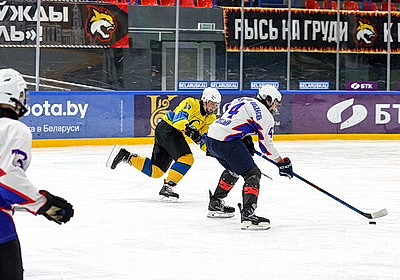 В Гомеле проходят областные соревнования среди детей и подростков по хоккею "Золотая шайба"