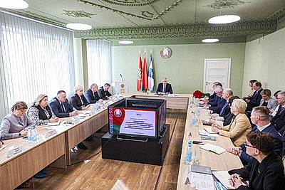 Подготовку квалифицированных специалистов для АПК обсудили на круглом столе в Смиловичах