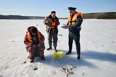 МЧС и ОСВОД проводят рейды на водоемах и предупреждают об опасности тонкого льда