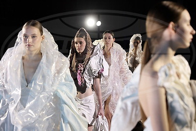 "Созвездие" зажигает звезды. Показ мод молодых дизайнеров прошел в лицее БГУ