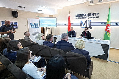 Перцов на встрече с руководителями СМИ Витебской области: мы должны сохранить экологию для будущих поколений