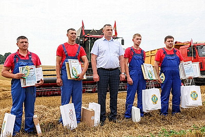 Лидеров жатвы чествовали в Минской области