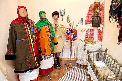 Богатство культуры через простые вещи. Выставка "Народ багаты на розныя святы" открылась в Гомеле