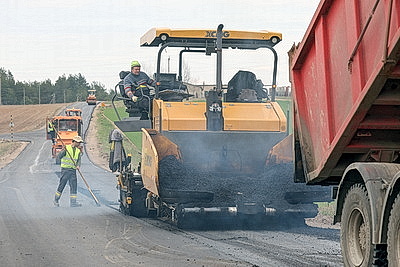 Активно включились в ремонт дорог в Гродненском районе