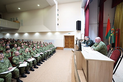 Модернизация армии, отечественная техника. Какие вопросы в сфере обороны на первом месте в новой пятилетке