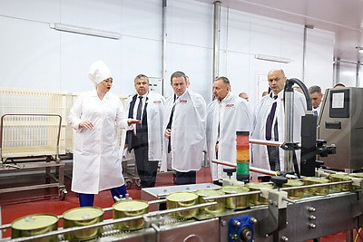 Развитие сырьевой базы и увеличение выпуска продукции. Турчин посетил Оршанский мясоконсервный комбинат