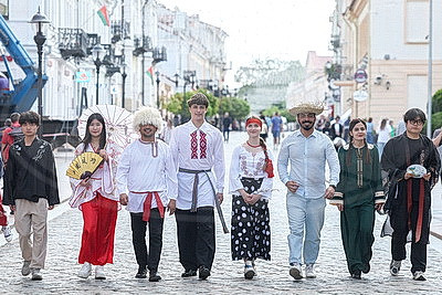 ФОТОХРОНИКА начинает новый информационный день